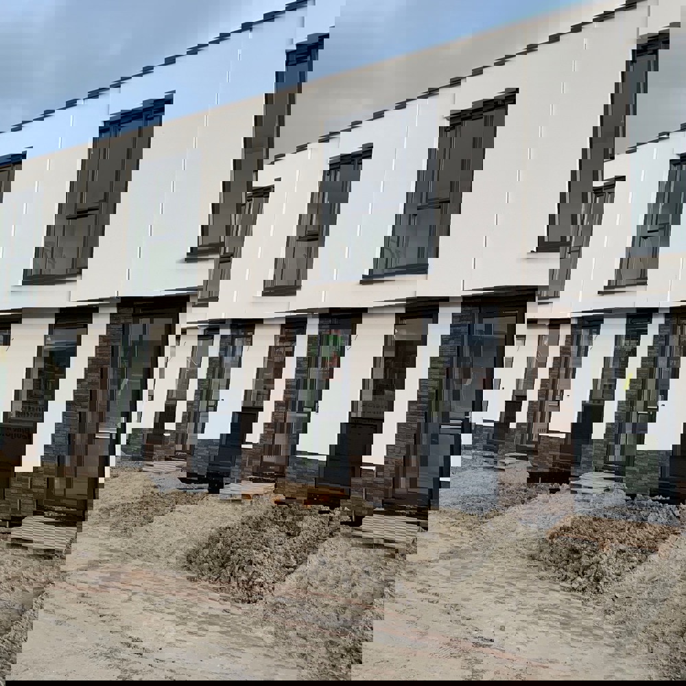 123703207 3397108600403537 697760145707785679 O 2 (1)